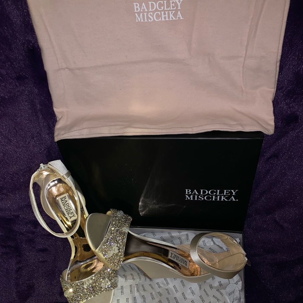 Badgley Mischka Wedges